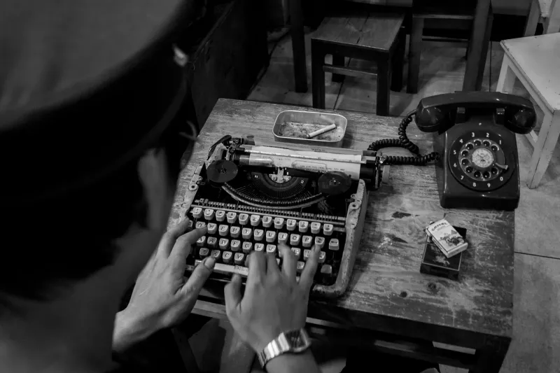 Clack Back: The Writers Who Threw Their Laptops Out and Never Looked Back